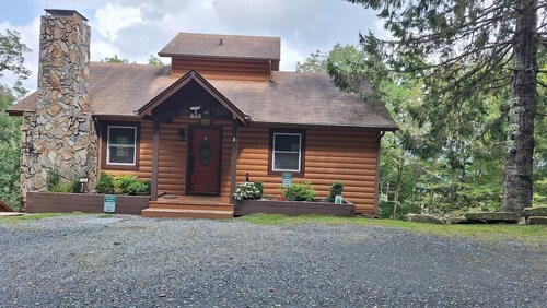 Deer Cabin 2 at Ski mountain blowing rock nc