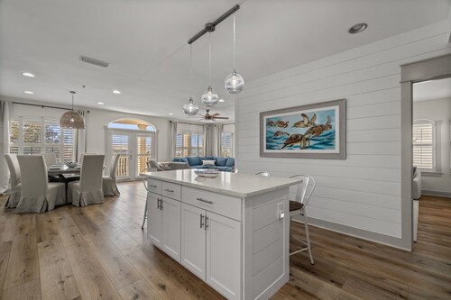 Villas at Seagrove by Panhandle Getaways