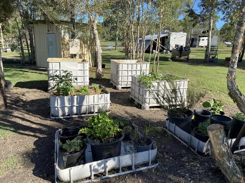 Suits Couples, Large families, Fishing groups or Special events, Weddings etc.