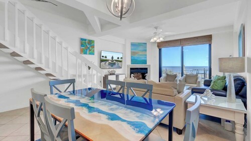 415 B Shipwatch by Avantstay Oceanfront Penthouse w/ Amazing Views