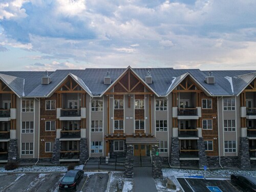 Red Spruce | Hot Tub | Pool | King Bed