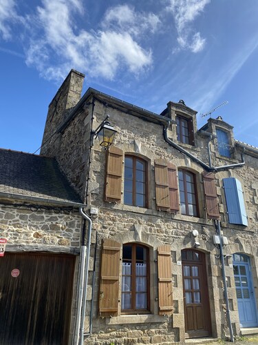 Jolie maison idéalement située en centre bourg tout à pied