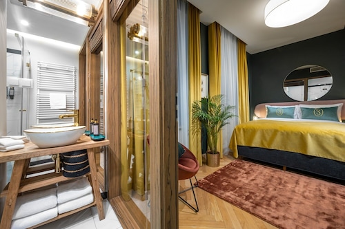 Sava Boutique Hotel