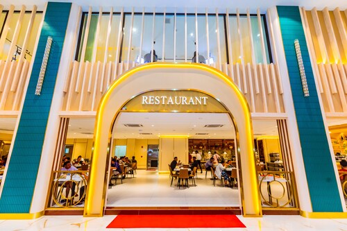 Dynasty Casino Hotel