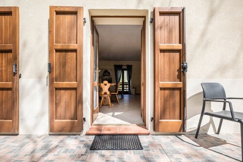 Ferme 'Agriturismo Val D' Egoi App 2' avec vue sur la montagne, jardin partagé et Wi-Fi