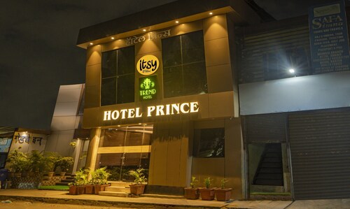 Treebo Prince Andheri East
