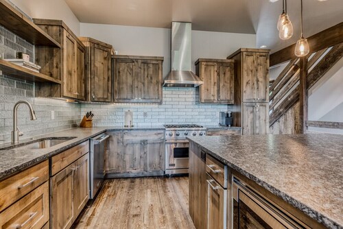 Whitefish Mountain Escape, 6 Bedroom Sleeps 14, Amazing Views!