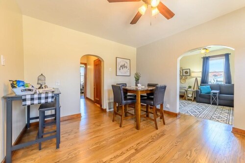 Full Kitchen|Location|Family Friendly