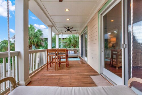 5 Bed 5 Bath Luxury Beach Front Home w/Ocean Views