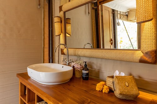 Nadi Nature Resort - Adults Only