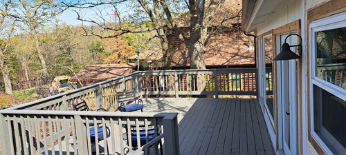 Cozy Texoma Hideaway: 4-Bed, 800ft from Lake Texoma, Tanglewood Resort Access