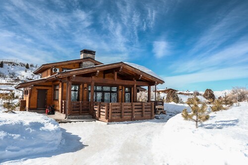 Le Chalet by Amirsoy