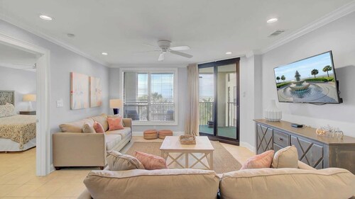 207 Summerhouse by Avantstay Beachfront Community w/ Ocean Views!