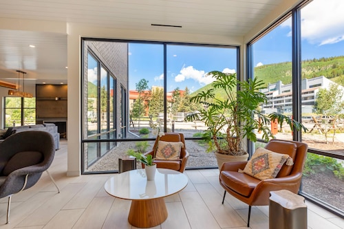 Cambria Hotel Copper Mountain