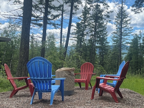 Red Owl Retreat-The Nook.
