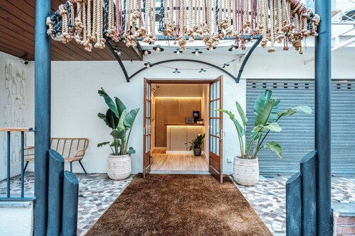 Sweet Lloret Suites