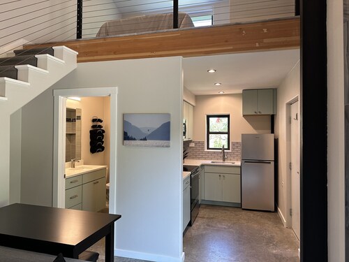 Peaceful Guesthouse In Gorge Paradise