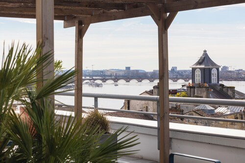 Hotel Indigo Bordeaux Centre Chartrons by IHG