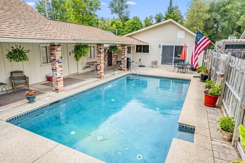 Pool Days & Cozy Nights – The perfect Family Retreat You’ll Want Every Summer!