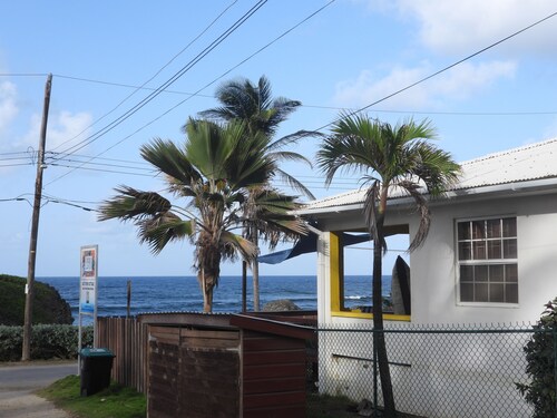 Beachfront cottage with air conditioning and stunning views of Bathsheba