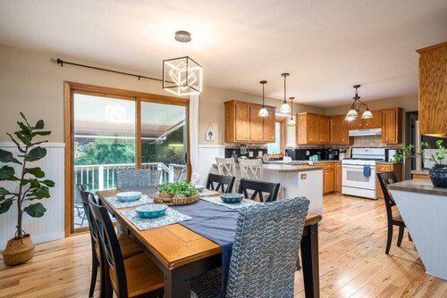 Midlake Elegance Retreat