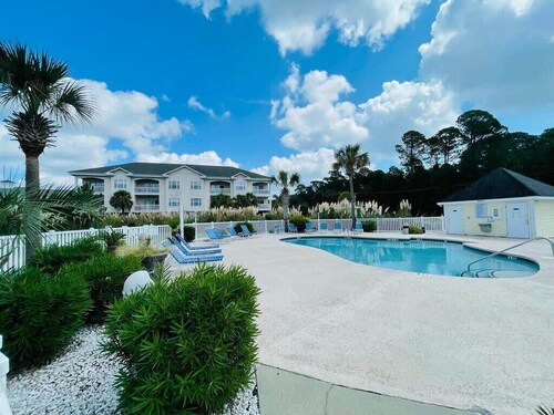 MyrtleWoods beautiful first floor condo+pool
