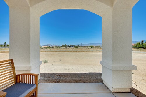 Serene Pahrump Cottage w/ Mountain Views!