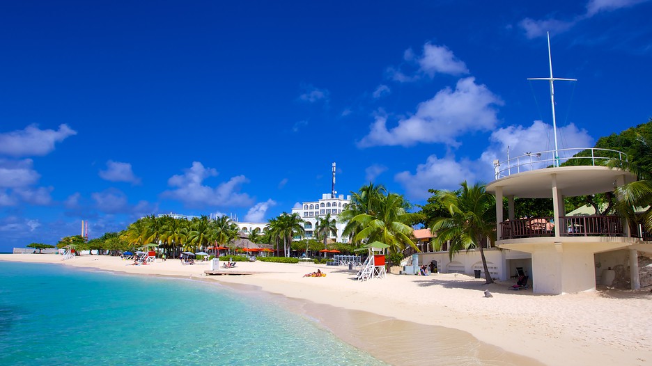 Doctor's Cave Beach in Montego Bay, Expedia.ca