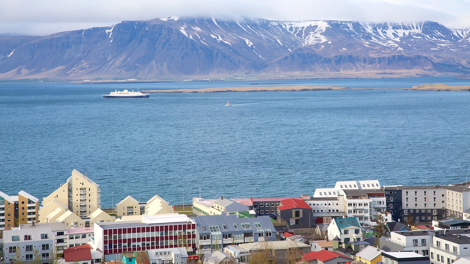 Cheap package deals to reykjavik
