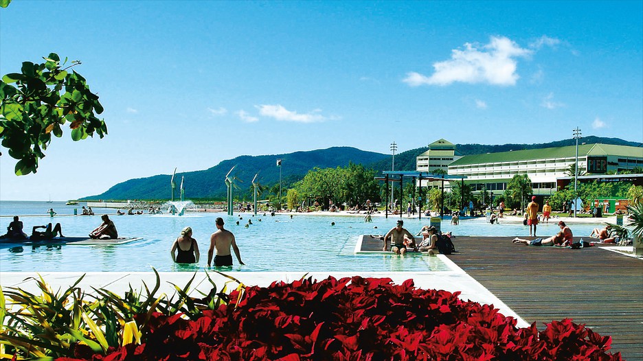 what number of deaths by vehicle accidents consistent with year