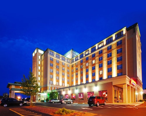 The 10 Best Hotels In Revere Boston For 2019 Expedia Comfort Inn Suites Logan International Airport
