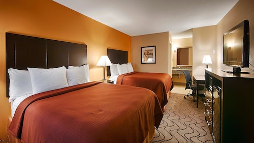 The 10 Best Hotels In Conroe Texas For 2019 Expedia Best Western Lake Conroe Inn