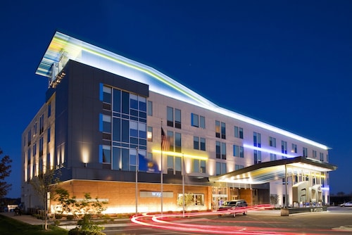 The 10 Best Hotels In Green Bay Wisconsin For 2019 Expedia Aloft Green Bay