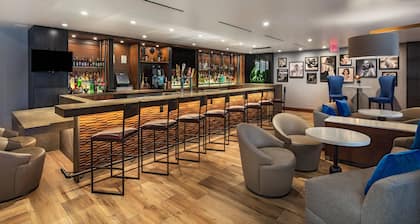 Four Points by Sheraton Los Angeles Westside