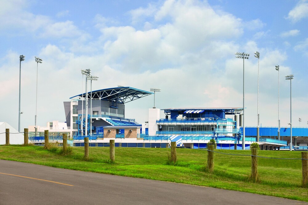 Hampton Inn Cincinnati/Kings Island in Cincinnati Best Rates & Deals