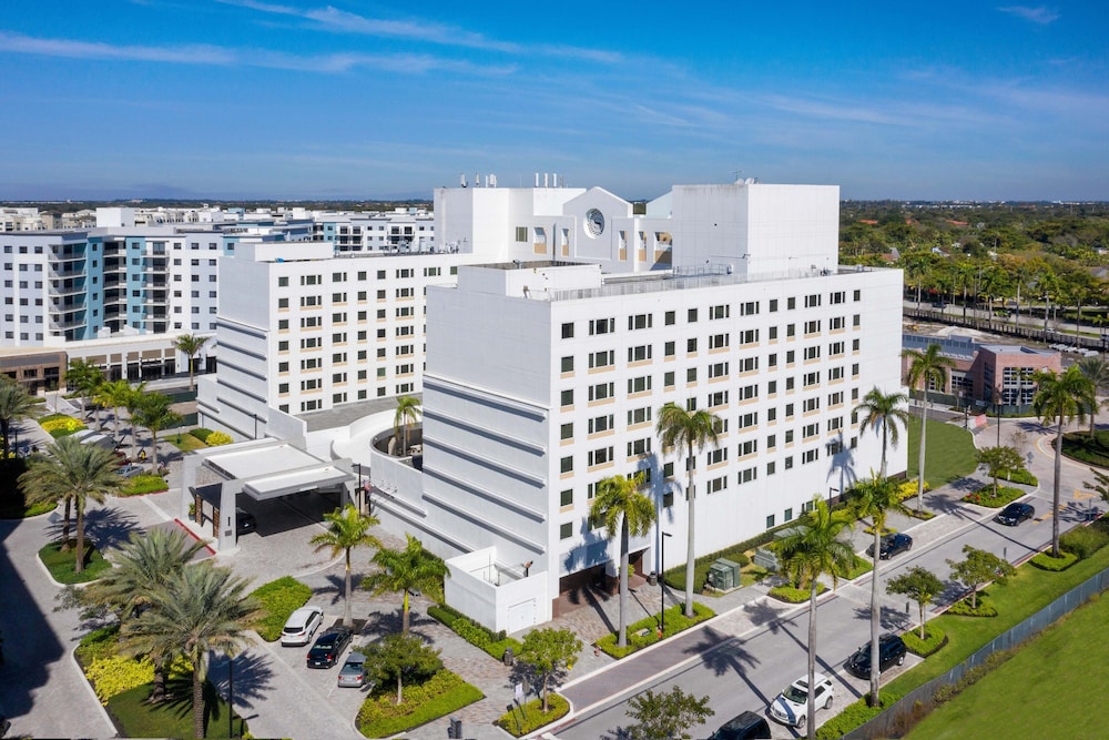 Sheraton Suites Fort Lauderdale Plantation