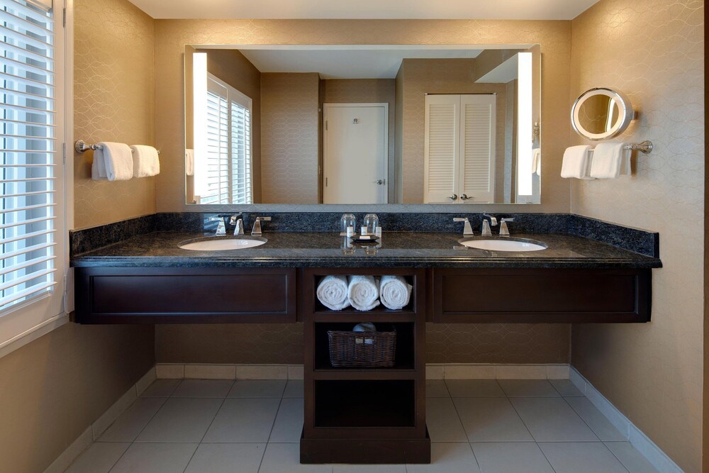 Sheraton Suites Fort Lauderdale Plantation