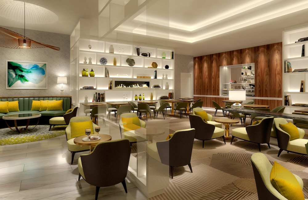 Crowne Plaza London Kings Cross London Gbr Aarp Travel Center