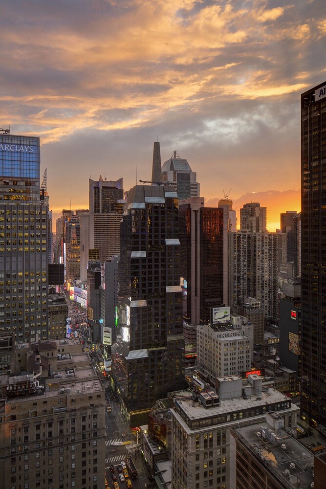 Russo dating agenzia New York