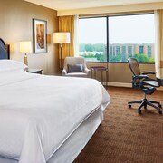 Sheraton Lisle Naperville Hotel Lisle Usa Aarp Travel - 