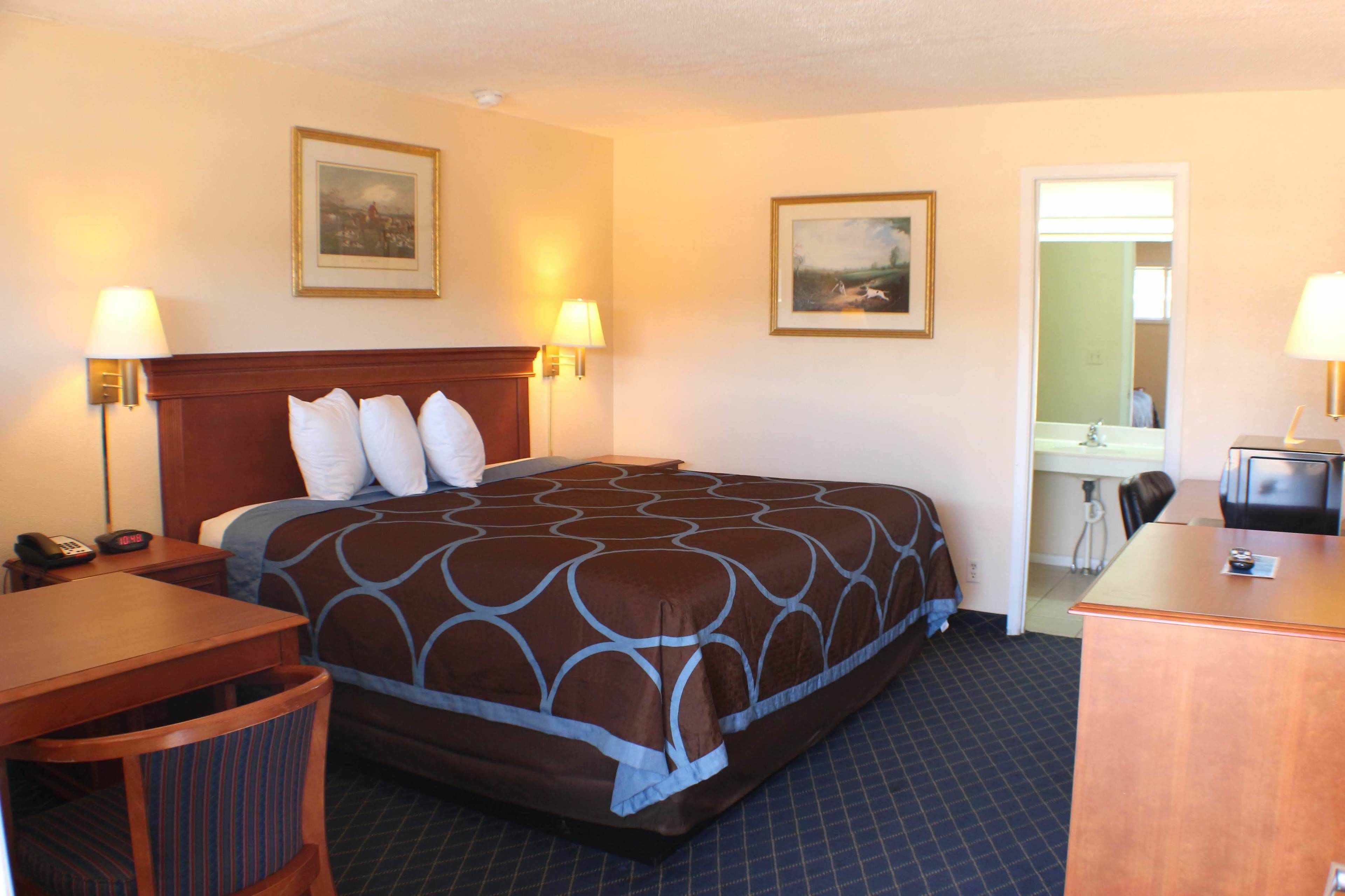 American Inn Motel In Pratt Ks Expedia