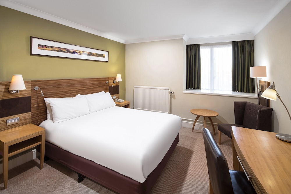 Crowne Plaza Chester, an IHG Hotel