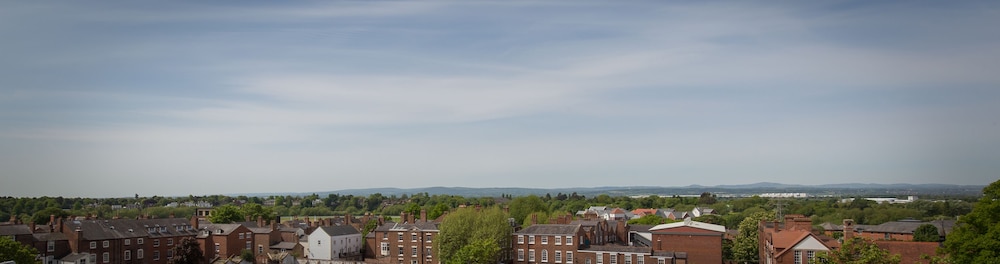 Crowne Plaza Chester, an IHG Hotel