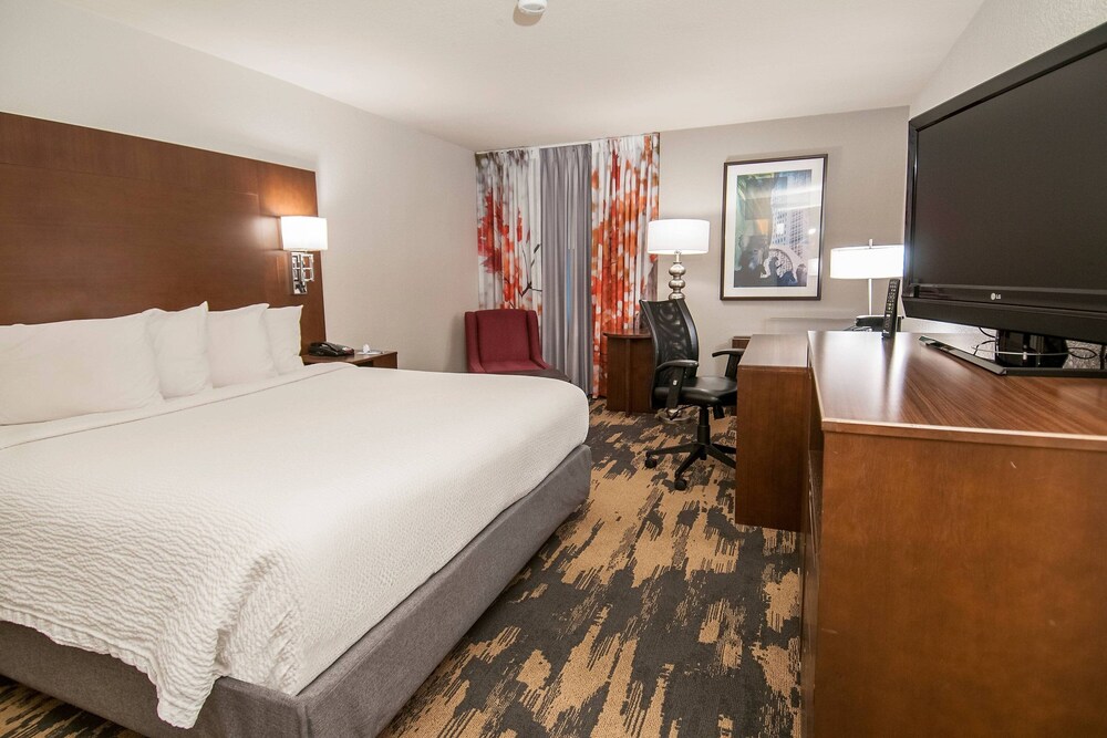 Fairfield Inn & Suites Dallas DFW Airport South/Irving