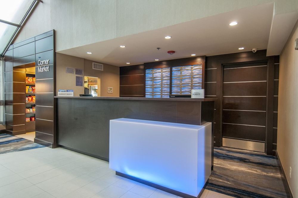 Fairfield Inn & Suites Dallas DFW Airport South/Irving