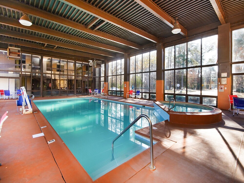 Oyo Hotel Williamsburg Busch Gardens In Williamsburg Hotel Rates Reviews On Orbitz