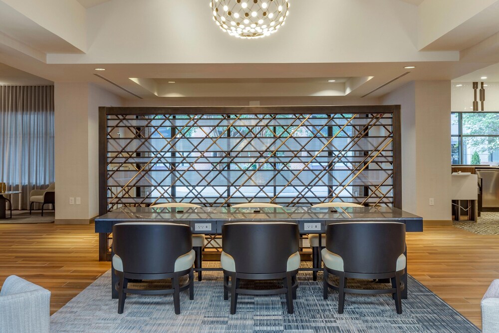 5 Best Hotels With InRoom Balcony In Alexandria, Virginia Trip101