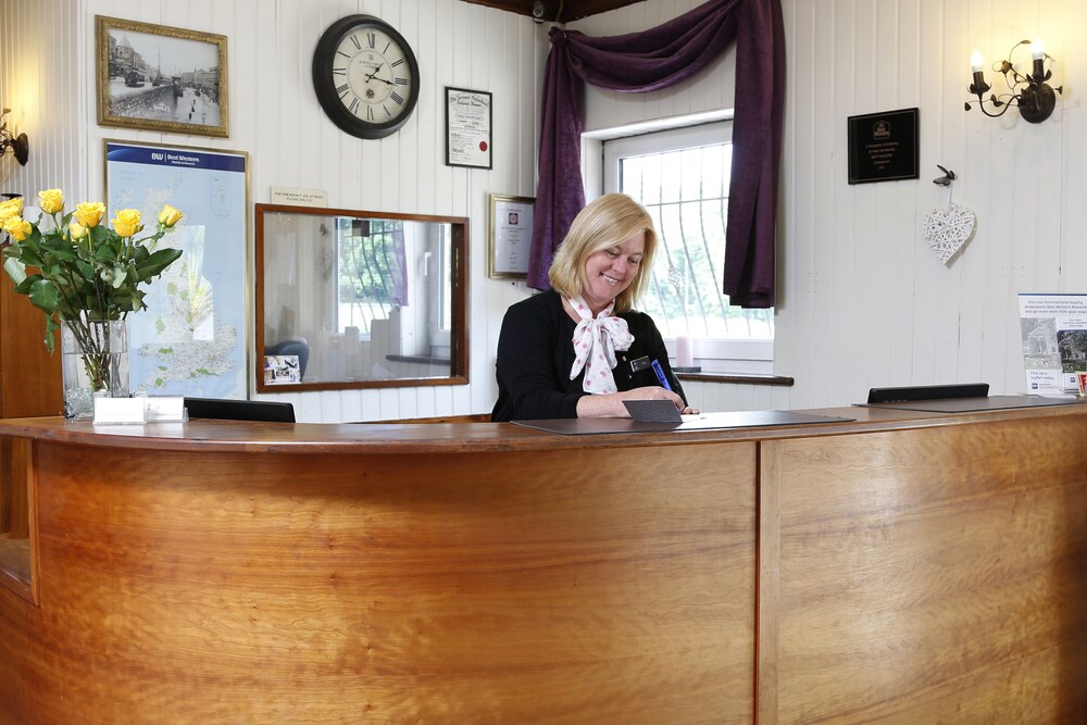 Reception, Best Western Compass Inn