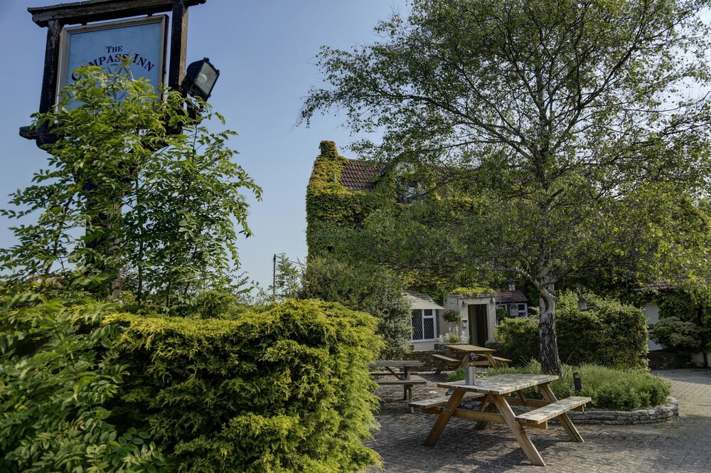 Exterior, Best Western Compass Inn