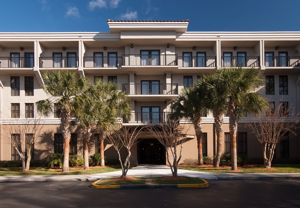 Embassy Suites by Hilton Jacksonville Baymeadows